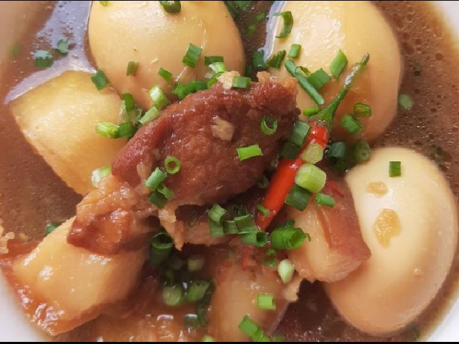 SÁU (06) MÓN NGON NẤU BẰNG NỒI CƠM ĐIỆN 14 thit kho hot vit